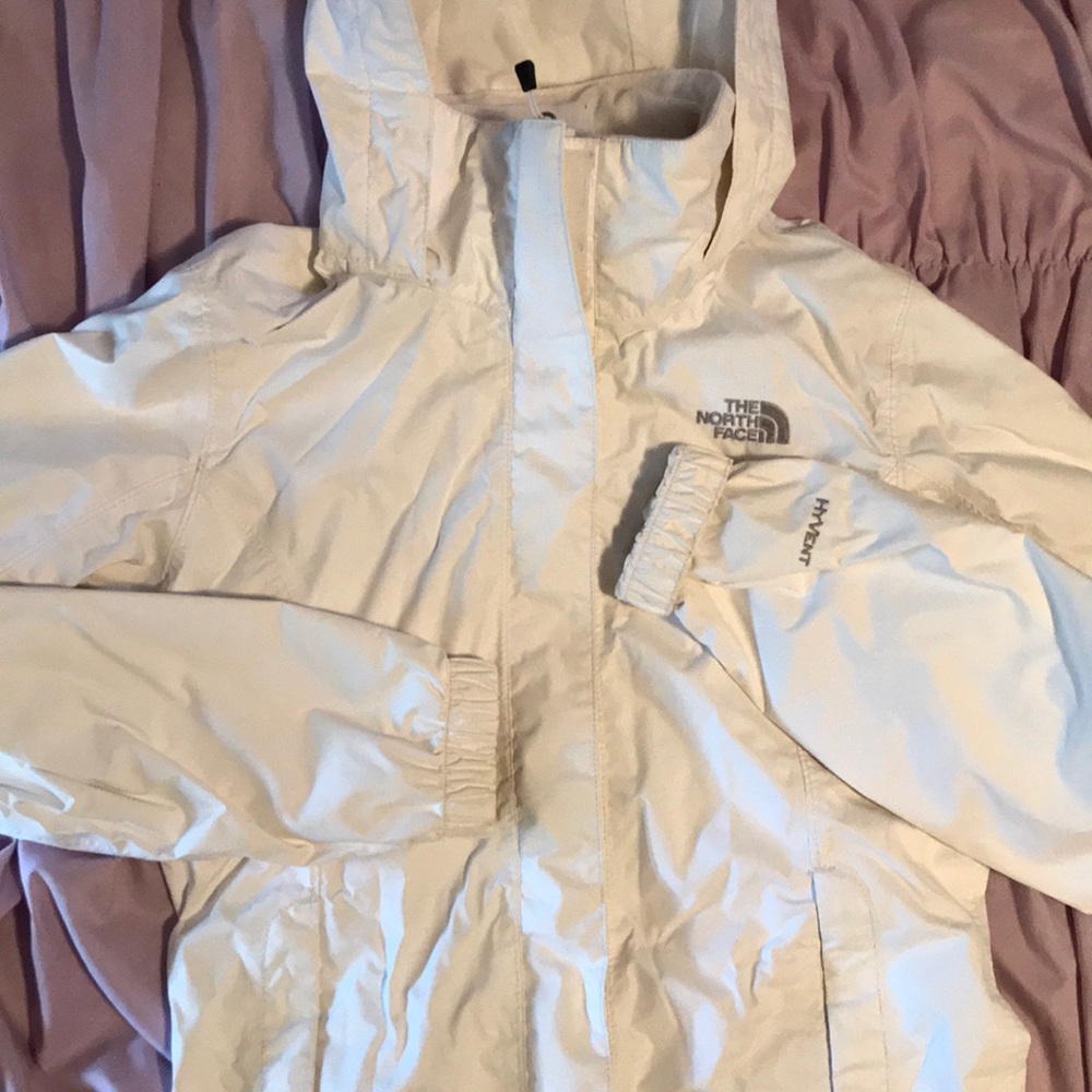 White NORTHFACE raincoat